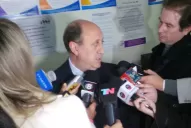 Los policías detenidos están imputados de privación ilegítima de la libertad, informó el fiscal Navarro Dávila