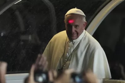 Francisco alentó a los sacerdotes a salir de las parroquias