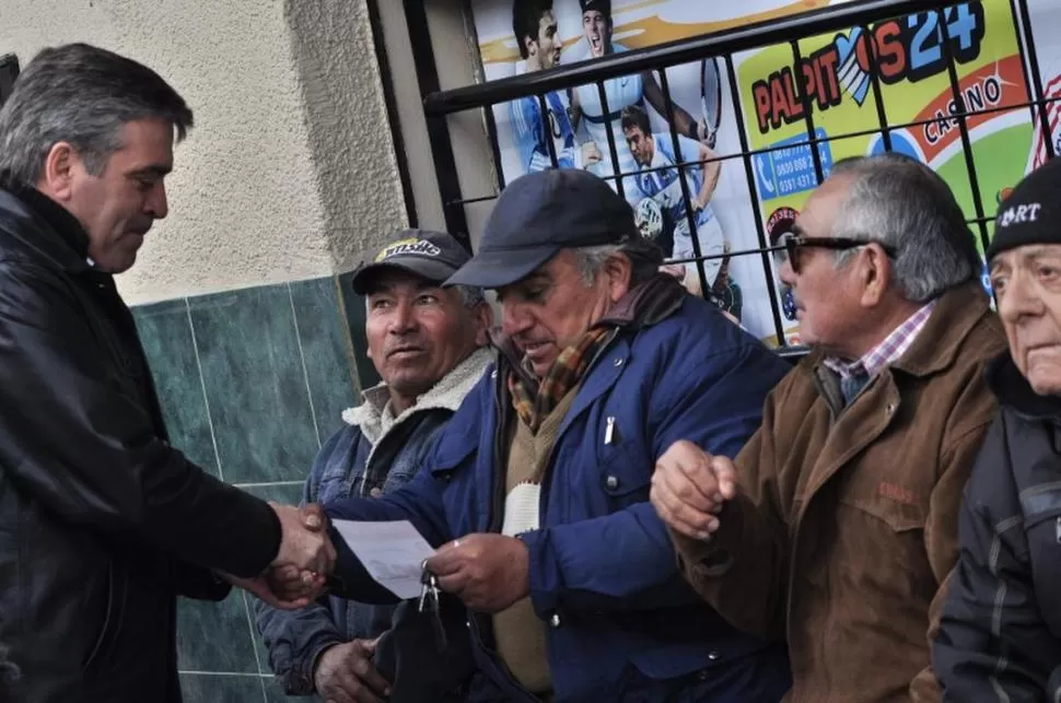  CANO. Visita a Monteros y charla con cañeros 
