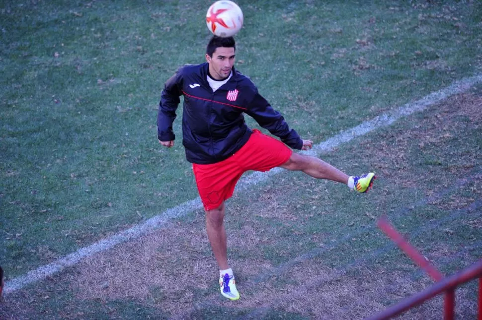 CONFIANZA. Maxi Martínez considera que, en la medida que tenga continuidad, puede ganarse un puesto en el equipo. 