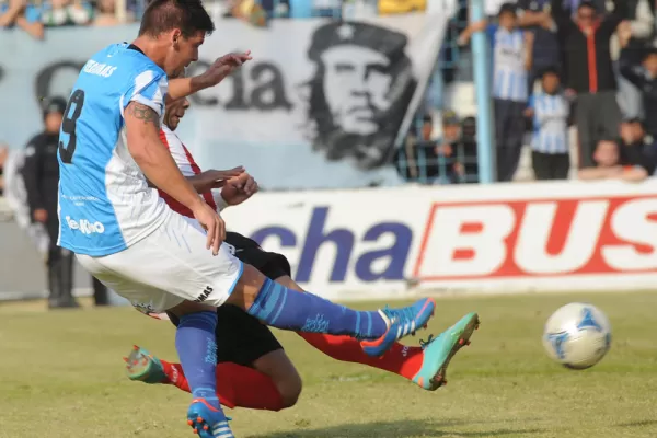 Atlético se quedó con el clásico ante San Martín