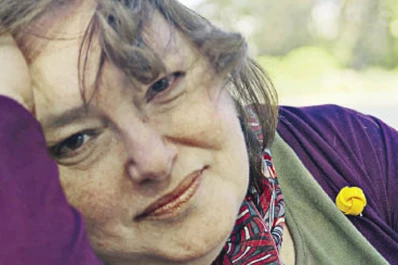 La poesía nos aleja de la alienación y nos acerca a nosotros mismos