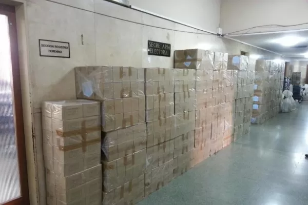 Hay nombres repetidos y saltos partidarios