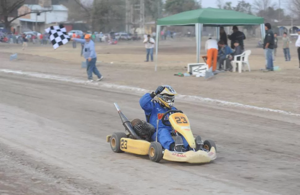 IMPARABLE. Francisco Rodríguez condujo con prestancia en la final de la Master 200A, que ganó de punta a punta. 