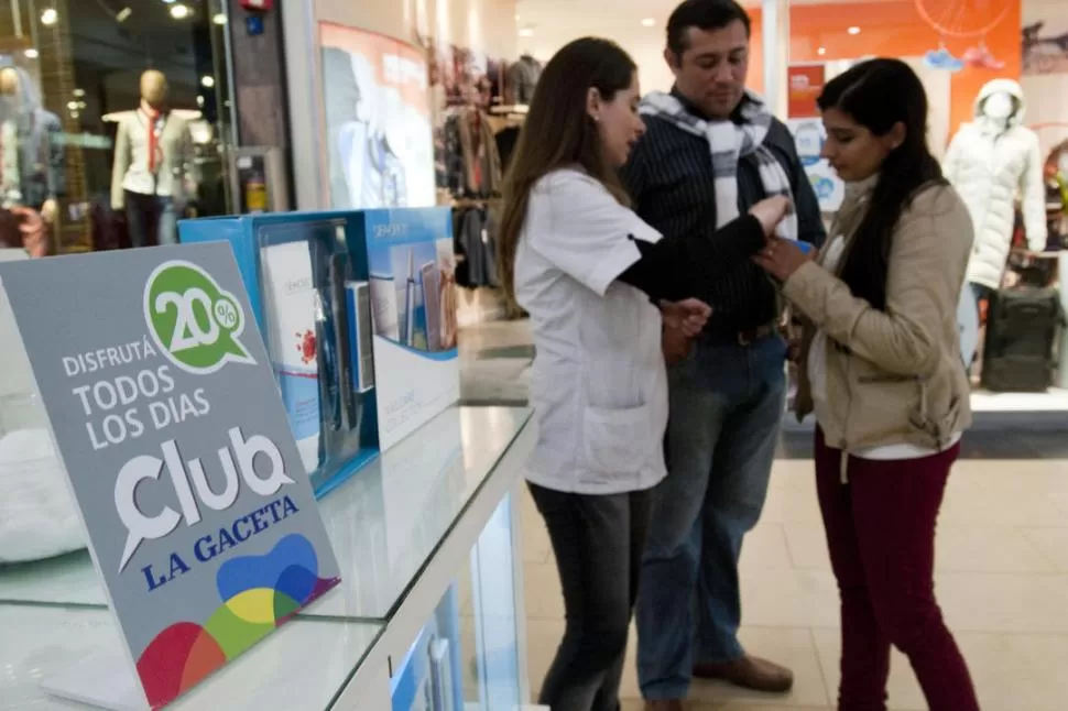 BELLEZA DE TUS MANOS. Seacret ofrece a los clientes productos con ingredientes del mar Muerto. LA GACETA / FOTO DE INES QUINTEROS ORIO 