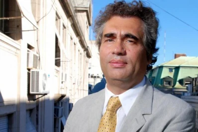 Ponen límites a la actuación de las agencias de calificación