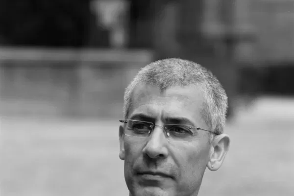 Uno rara vez está, a los 40, en el sitio en que se imaginaba a los 20