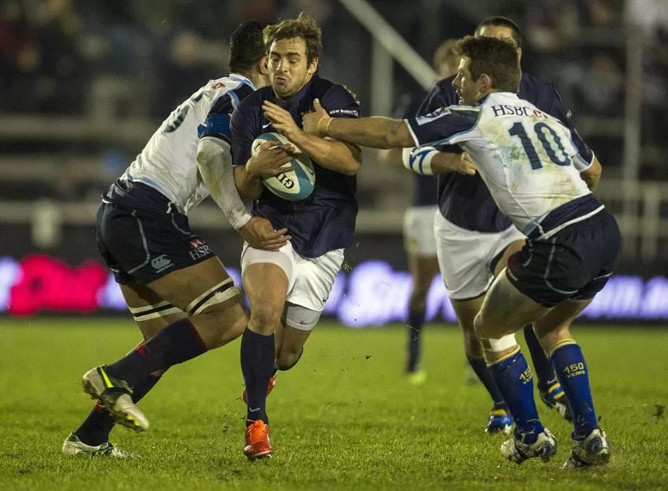 HIZO MUCHO EN POCO TIEMPO. Nico Sánchez ingresó a 13 minutos del final y embocó dos penales para la remontada. 