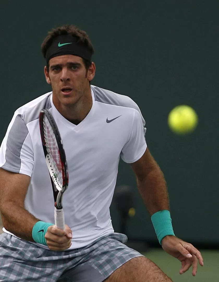 MIRADA ATENTA. Del Potro mostró mucha concentración en cada uno de los partidos que jugó en cancha de cemento.  