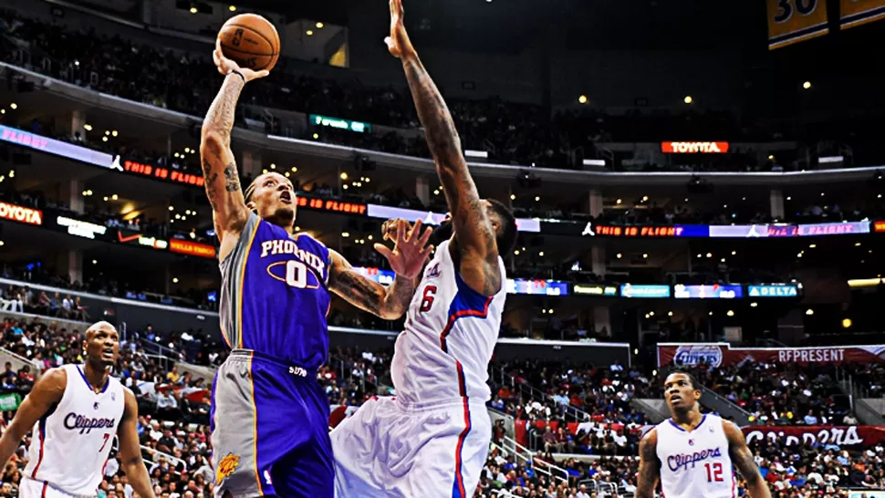 EN CAIDA. Beasley repitió sus problemas con la ley. Antes los había tenido en los Wolves y en los Heat. FOTO TOMADA DE NBA.COM/SUNS