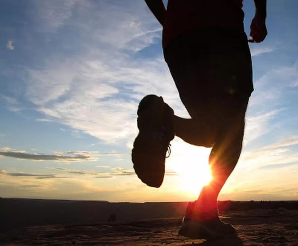 PONERSE EN MOVIMIENTO. Después de las cuatro décadas, es prioritario hacer ejercicio para prevenir enfermedades y cuidar el cuerpo. 