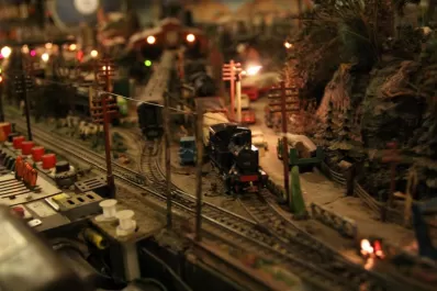 Modelistas: desde el taller hasta la alegría del trencito en movimiento