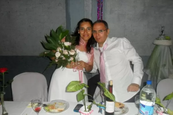 La ruta al altar empezó en un Bon jour on line