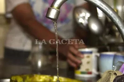 Vecinos de Yerba Buena pasan varios días sin agua