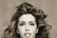 El nuevo dolor de cabeza del Papa: una tuitera irreverente