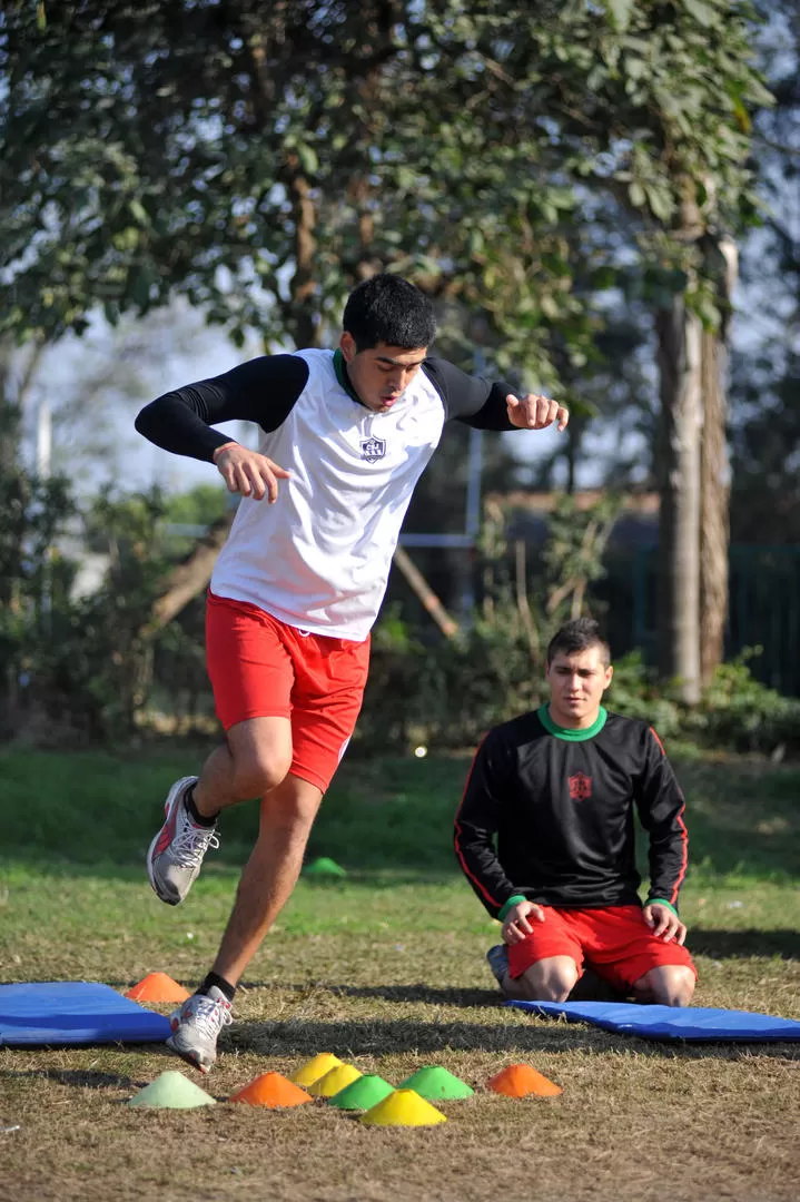 PUESTA A PUNTO. Lencina superó la lesión y se entrena en San Jorge. 