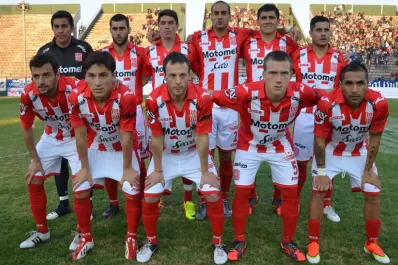 Los simpatizantes de San Martín, disconformes con el debut