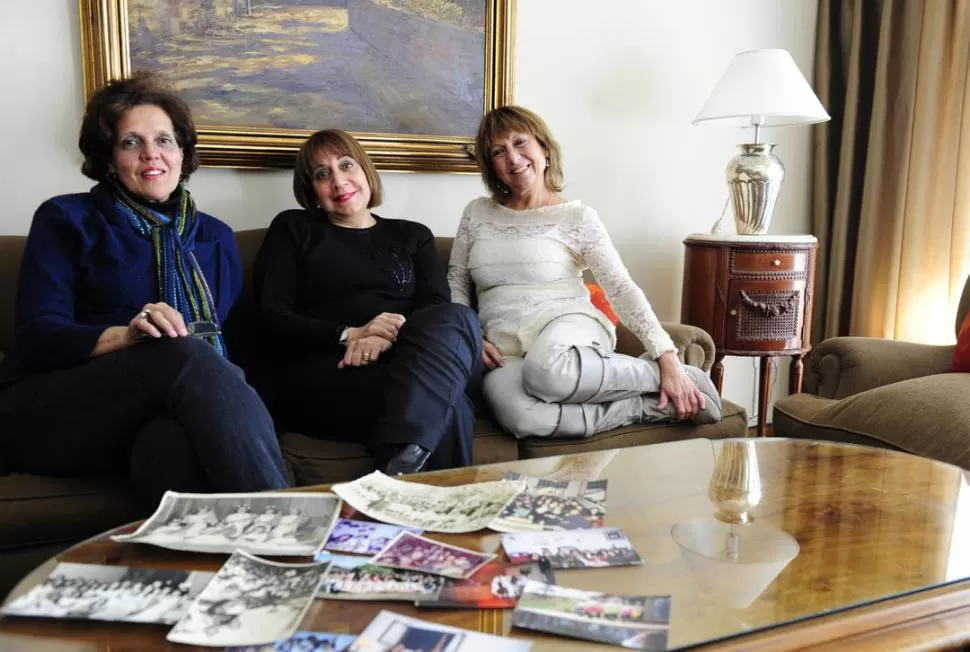 SIEMPRE JUNTAS. Carmen, Marta y Mercedes se conocieron en el colegio Santa Rosa hace 55 años y desde ese tiempo nunca se separaron.