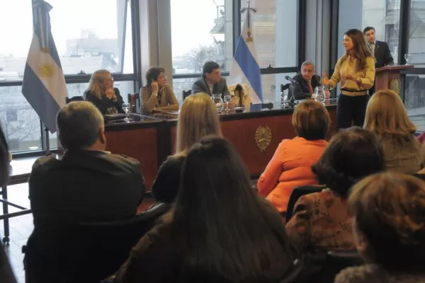 Al referirse a la violencia de género, Sbdar habló del aborto no punible