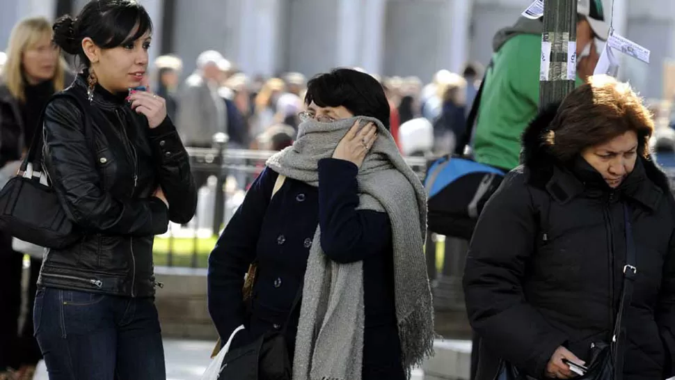 VUELVE EL FRÍO. Habrá que volver a buscar los pullóveres y las bufandas. FOTO TOMADA DE DIAADIA.COM.AR