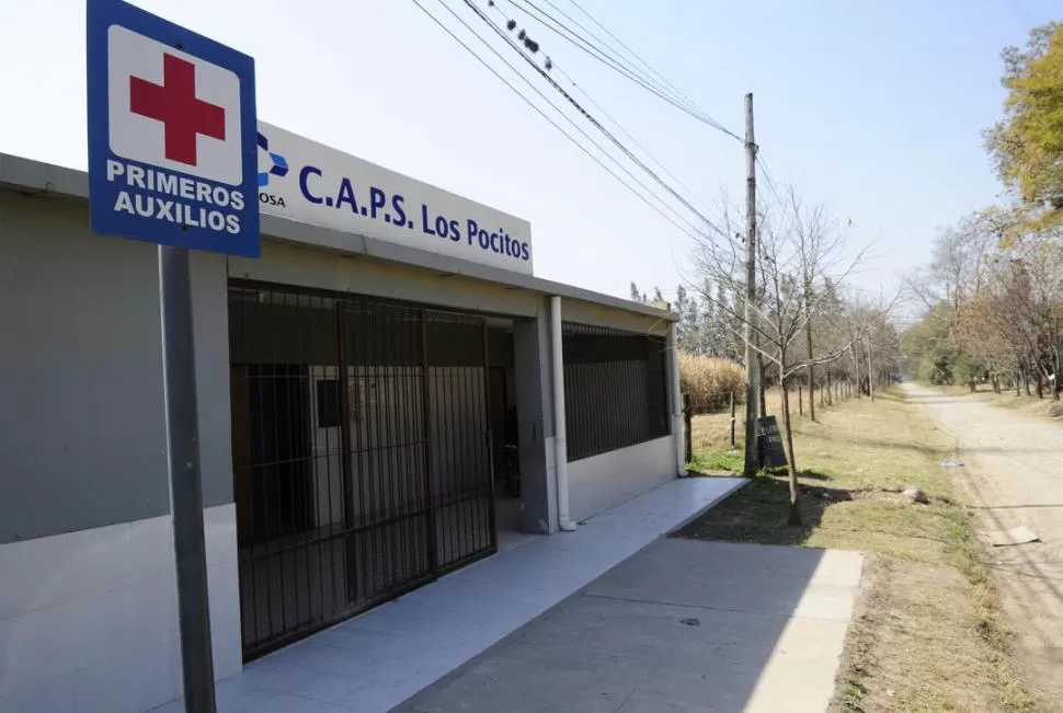 PELIGRO. En el agua del CAPS Los Pocitos se detectó la presencia de bacterias que afectan la piel y la sangre. LA GACETA / FOTO DE JORGE OLMOS SGROSSO