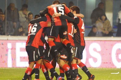Trezeguet anotó un golazo en la victoria Newell’s ante Rafaela