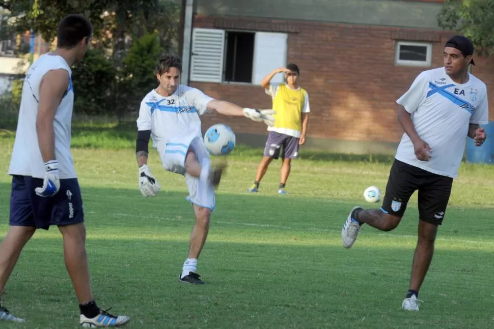 SIN PELOS EN LA LENGUA. Lucchetti disparó munición pesada desde Tucumán y le apuntó a Riquelme, principalmente. 