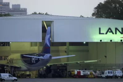 LAN: Chile pide que no haya “discriminación” entre inversión extranjera y local