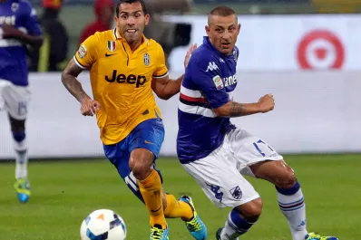 El azul y amarillo les calzó bien a Tevez y a Juventus