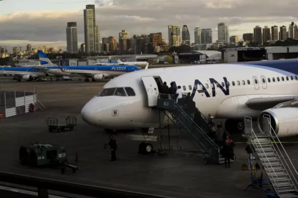 Los chilenos dicen que Cristina no quiere que se vaya LAN del país