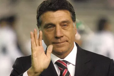 Brindisi: las decisiones no se discuten, se aceptan