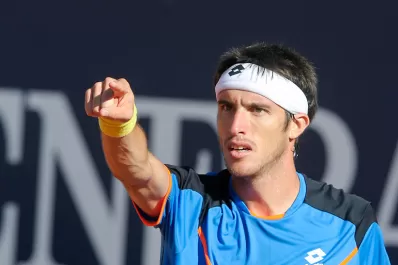 Mayer ganó y será rival de Murray