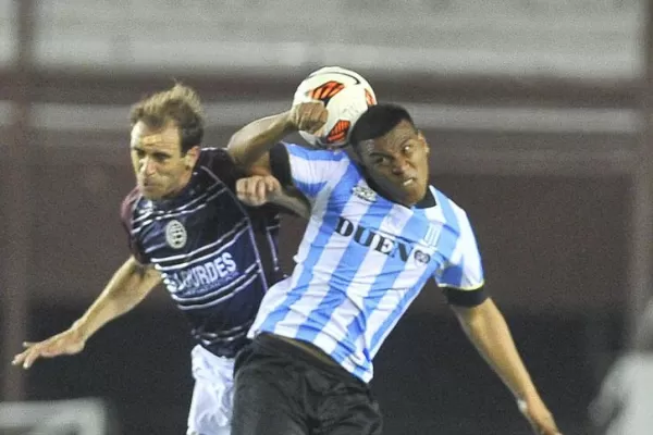 Lanús agudizó la crisis de Racing