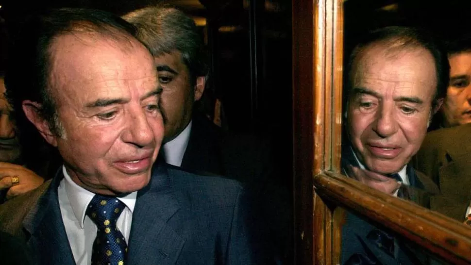 A JUICIO. Menem debe responder por los delitos de omisión maliciosa de declaración jurada, falsedad ideológica e incumplimiento de deberes de funcionario público. DYN