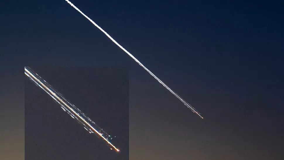 ¿UN METEORO? Una línea blanca permaneció en el cielo durante una hora y media. CHESLAV.LIVEJOURNAL.COM