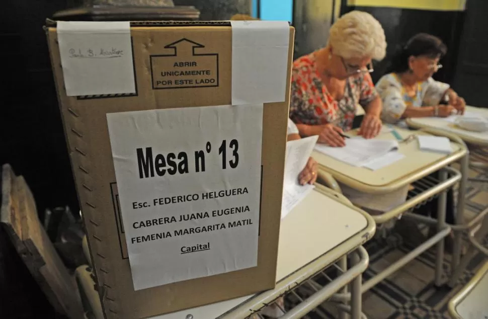 A LAS URNAS. En Tucumán habrá 52 mesas habilitadas en 28 escuelas. LA GACETA / FOTO DE FRANCO VERA (ARCHIVO)