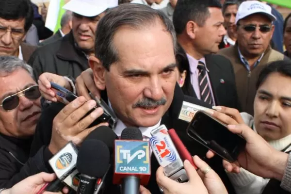 Alperovich se mostró a favor de las tomas de las facultades de la UNT