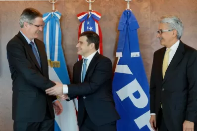 Vaca Muerta: YPF negocia con la mexicana Pemex