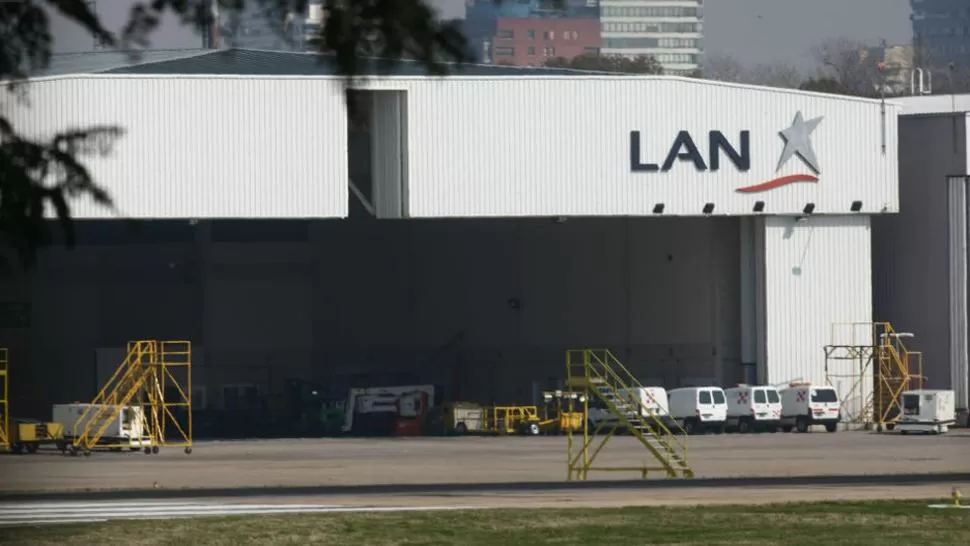 SE QUEDA EN EL HANGAR. La Justicia prorrogó por tiempo indefinido la cautelar. FOTO TOMADA DE LANACION.COM