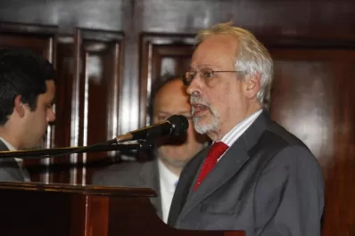 Verbitsky llega con su libro Cuentas pendientes