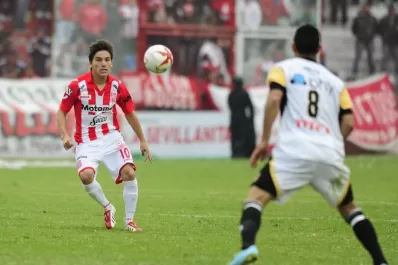 Pelota quieta,  y bendita