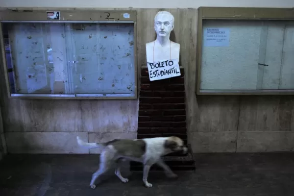 Los universitarios decidieron mantener la toma del Prebisch