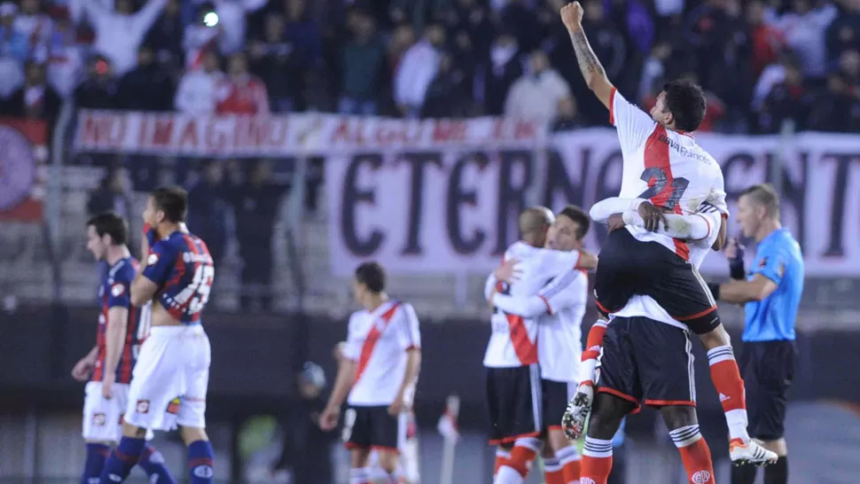 EMPATE Y FESTEJO. El 0 a 0 le alcanzó a River para pasar a la siguiente fase. TELAM.