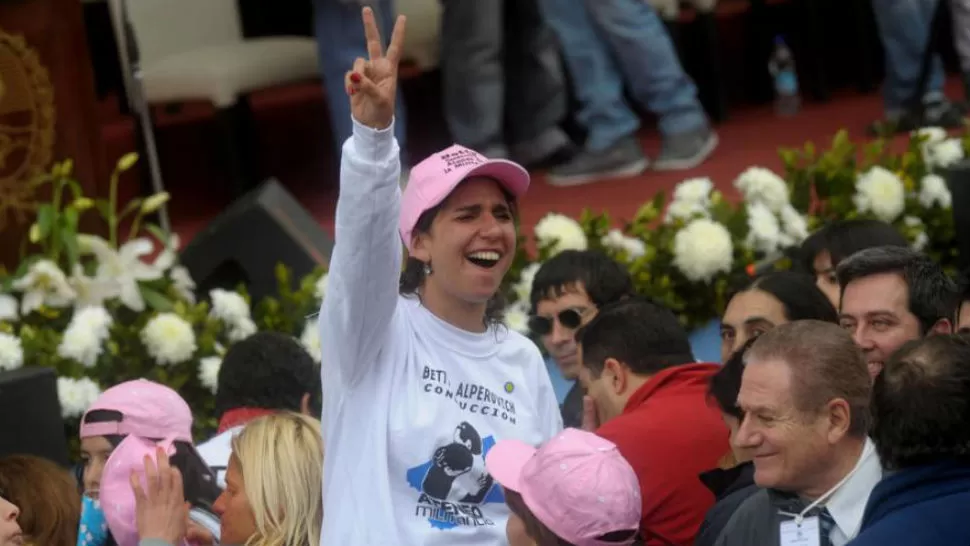 EN PROBLEMAS. Sarita Alperovich debió entregar su auto. LA GACETA / FOTO DE ARCHIVO