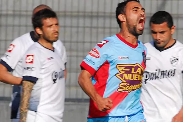 Con un golazo de Rolle, Arsenal venció a Quilmes