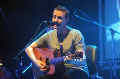 Aznar cuenta su música de mil noches