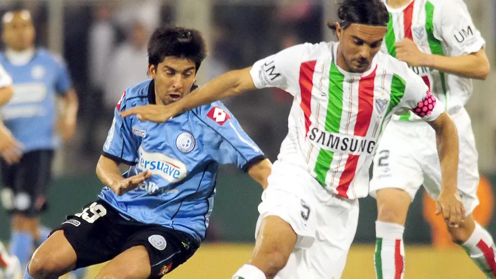 DUELO EN LA DOCTA. Belgrano y Vélez se enfrentan en Córdoba, por la séptima fecha del Torneo Inicial. En el primer tiempo, Belgrano le gana 1 a 0 al Fortín.