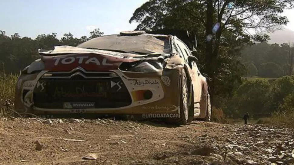 ASÍ QUEDÓ. El auto del belga, tras el accidente. FOTO TOMADA DE LAVOZ.COM