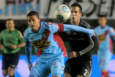 River empató con Arsenal, que sigue invicto