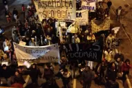 Alrededor de 1.000 estudiantes se congregaron en la plaza Independencia